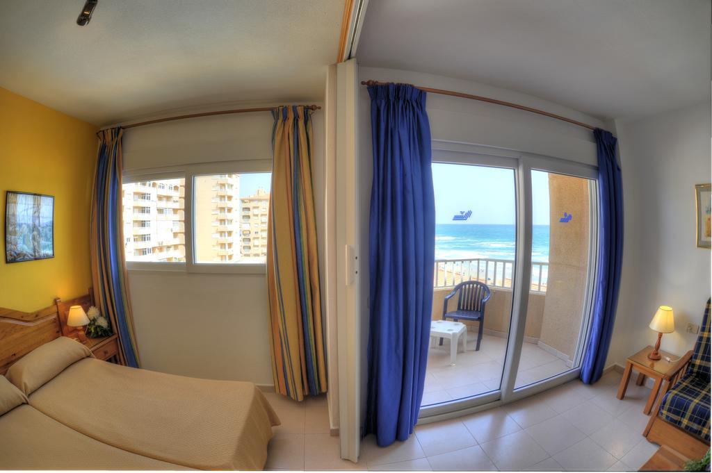 لا مانغا ذيل مار مينور Apartamentos La Mirage الغرفة الصورة